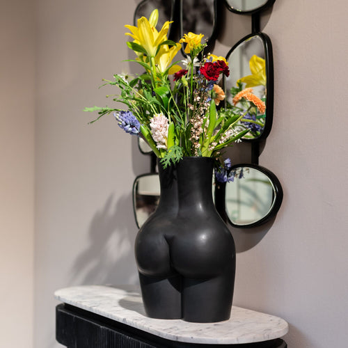 Black Body Vase — Handmade Ceramic Decoration